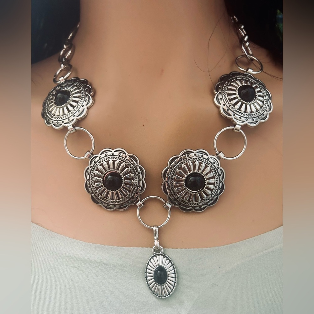 Elegant Silver and Black Statement Necklace